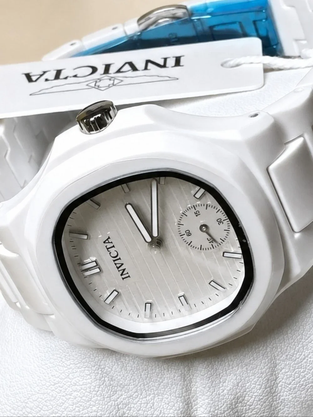 Invicta White Resin Watch / Model #70399 / NWT